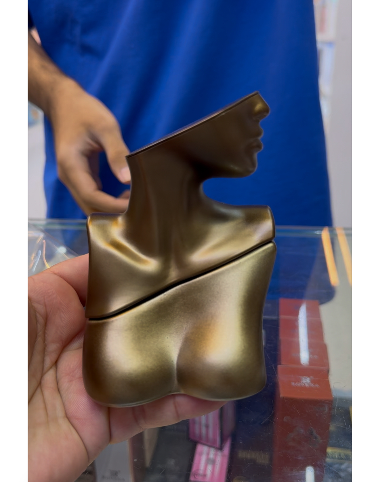 مشابه عطر ادکلن بیلی ایلیش جسیکا تویین حجم ۱۰۰میل